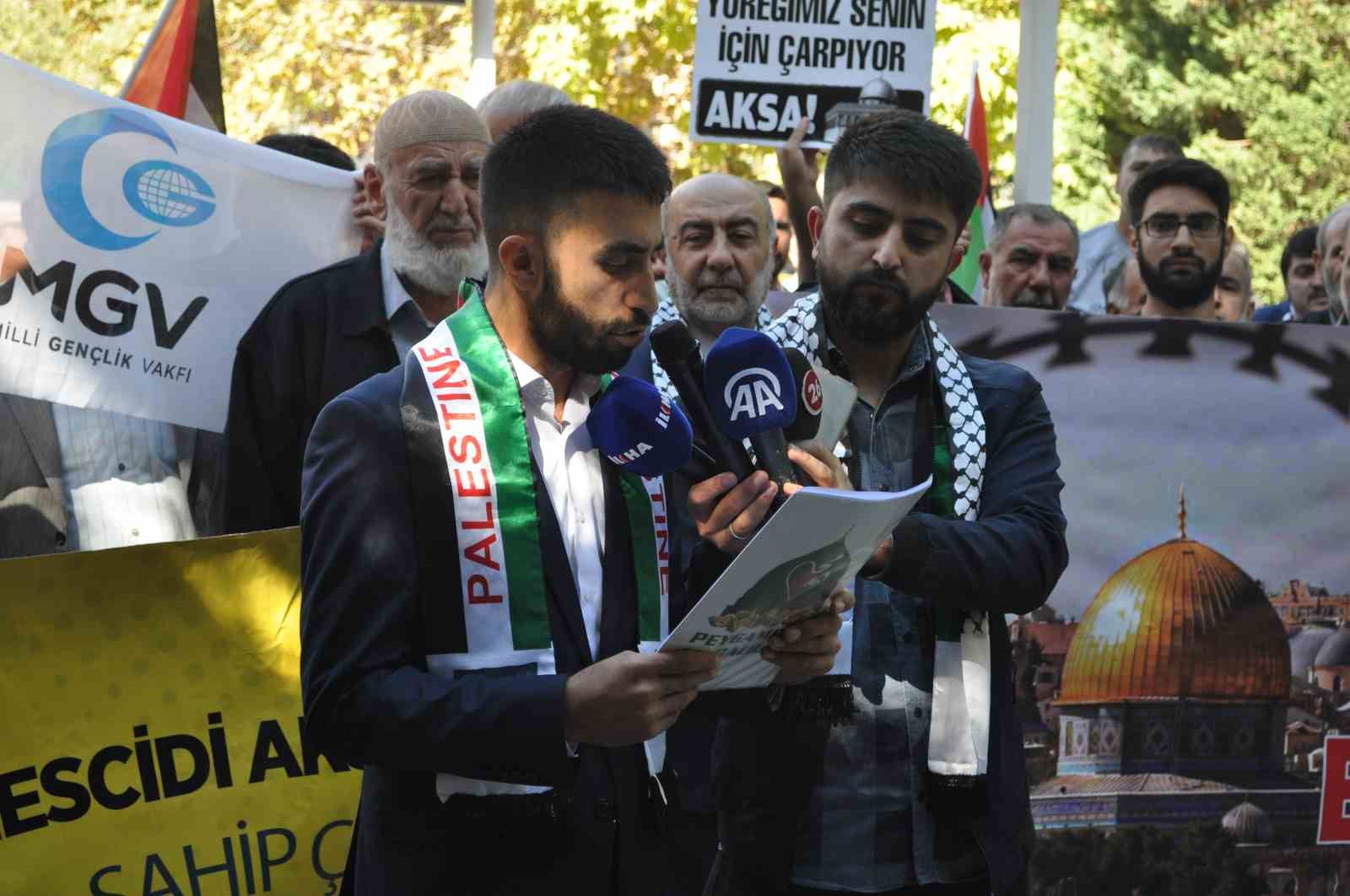 Eskişehir'de Filistin İçin Cuma Namazı Sonrası Protesto