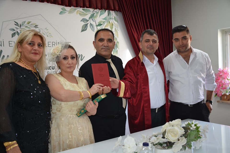 Emirdağ Belediyesi Nikah Salonu'nda Düğün Töreni