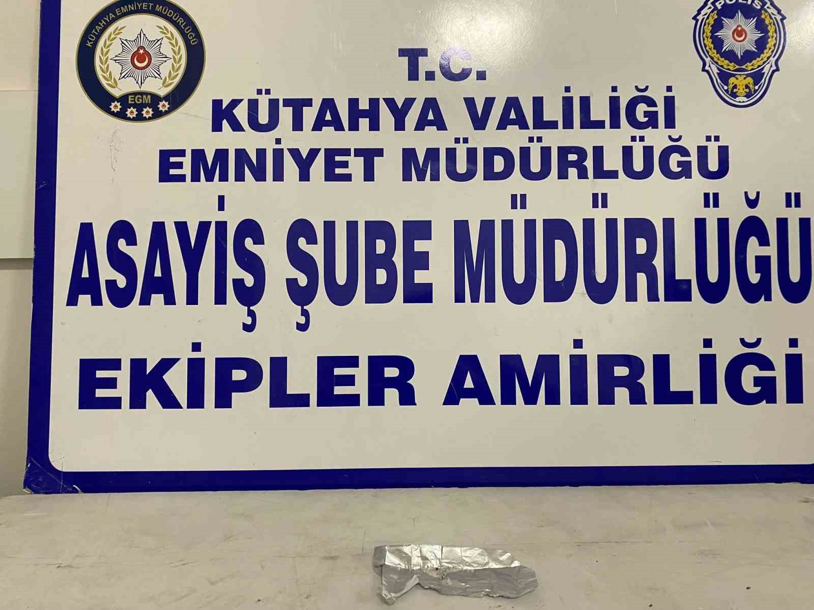 Kütahya'da Polis Tarafından Uyuşturucu Operasyonu