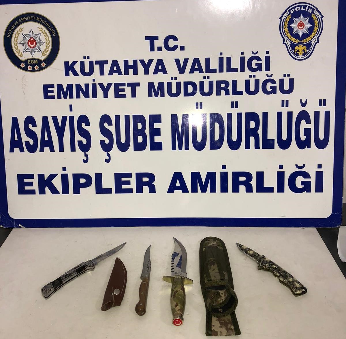 Kütahya'da yaya devriyeleriyle 135 şahıs ve 20 araç kontrol edildi.