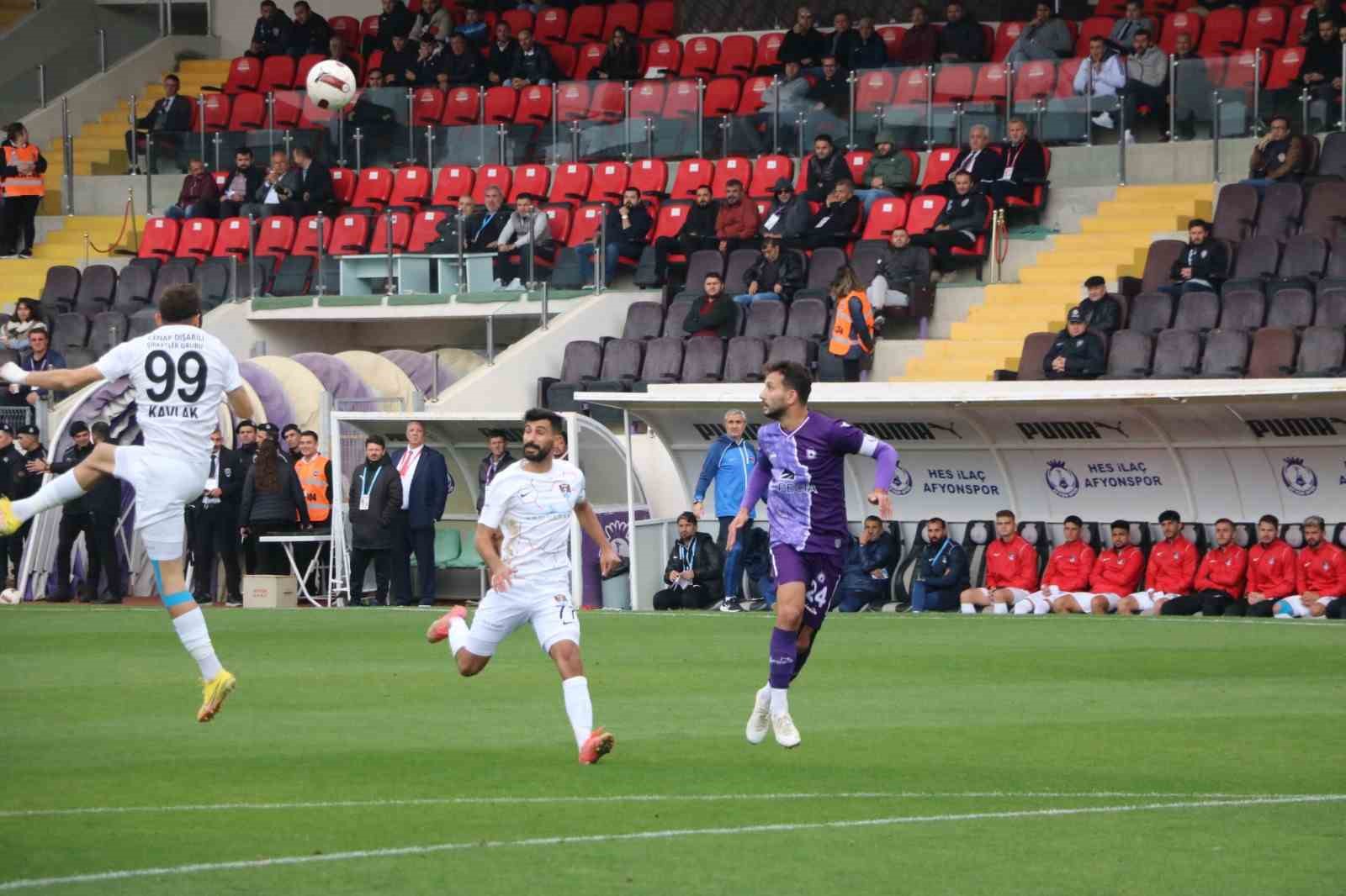 Afyonspor, Van Spor karşısında 1-0 mağlup oldu.