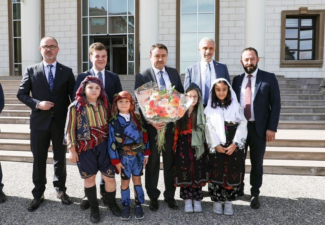 Kütahya Valisi Musa Işın, Simav ilçesinde çalışmaları inceledi.