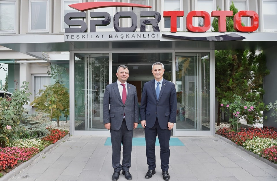 Belediye Başkanı, Spor Toto Teşkilatı Başkanı'nı ziyaret etti.