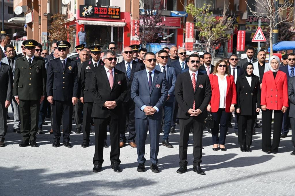 Belediye Başkanı Serkan Koyuncu, Cumhuriyet Bayramı'nı Kutladı