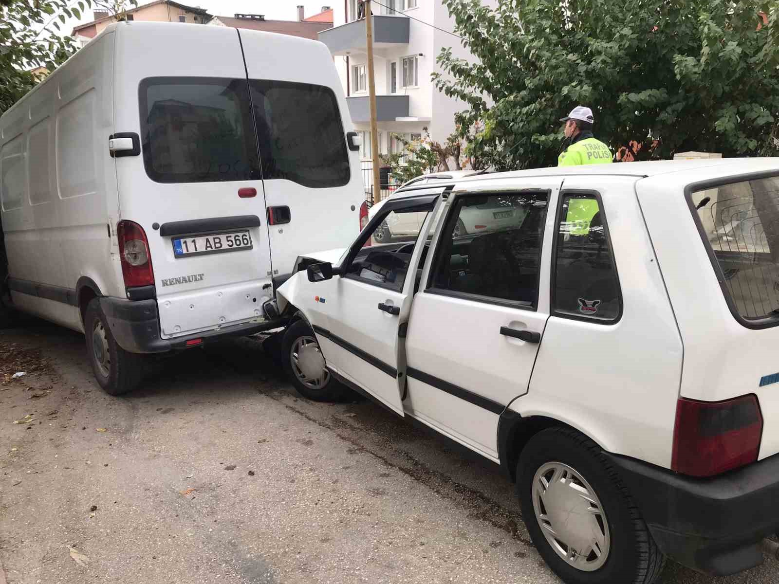 Alkollü sürücünün neden olduğu trafik kazasında yaralanan 1 kişi.