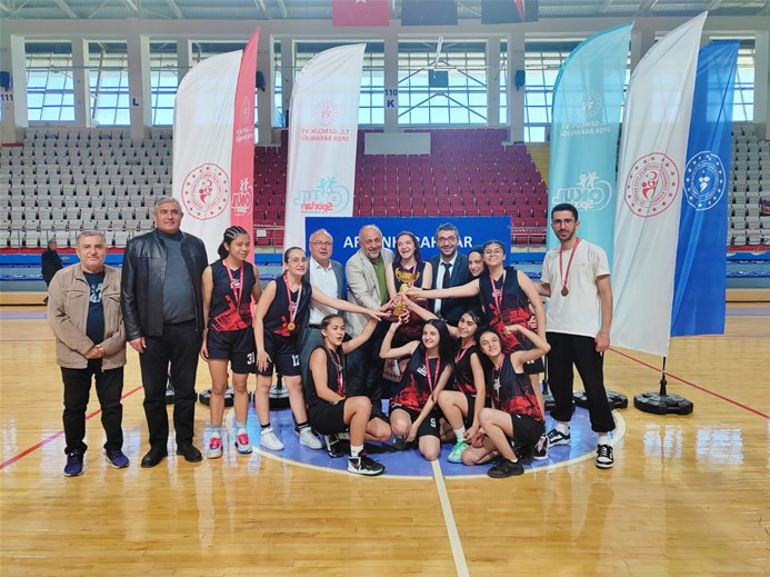 Okul Sporları Genç Kızlar Basketbol müsabakalarında şampiyon belli oldu