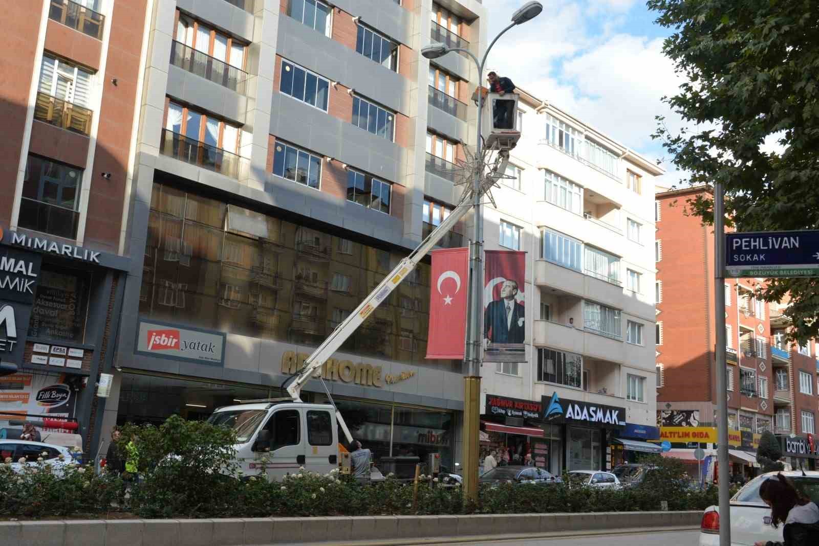 Boztram Tramvay İstasyonlarına Güvenlik Kamerası Montajı Devam Ediyor.