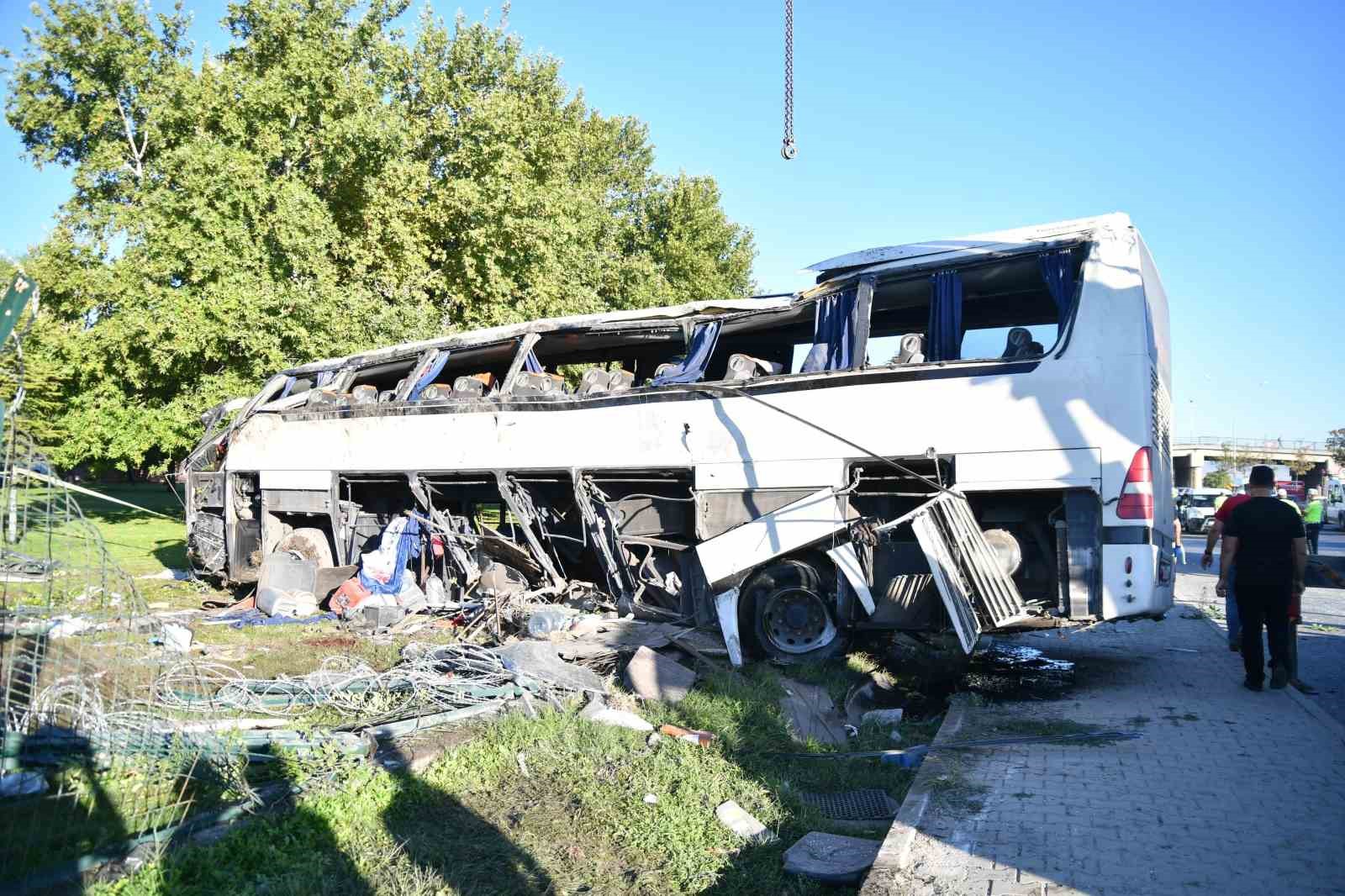 Eskişehir'de İşçi Servisi Kazası: Otobüs Şoförüne 7 Yıl 6 Ay Hapis Cezası!