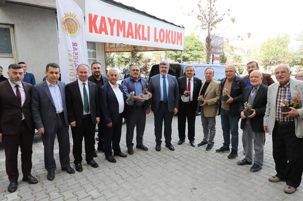 Afyonkarahisar Belediye Başkanı, Hattat Karahisar Mahallesi'ni ziyaret etti.