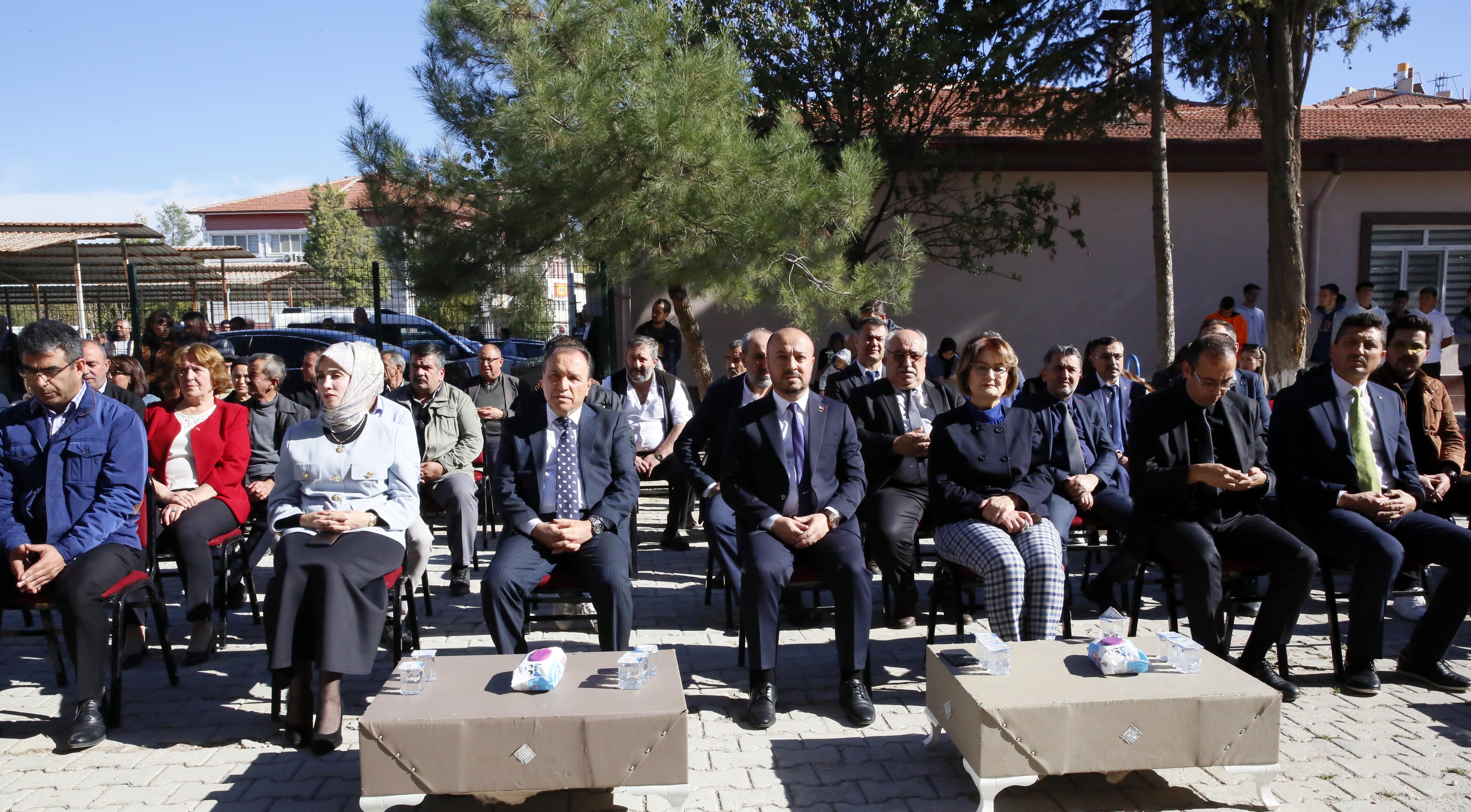 Dazkırı'Da Yeni Öğrenci Konukevi Açıldı.