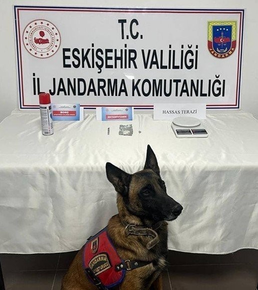 Eskişehir'de büyük uyuşturucu operasyonu: 4 gözaltı!