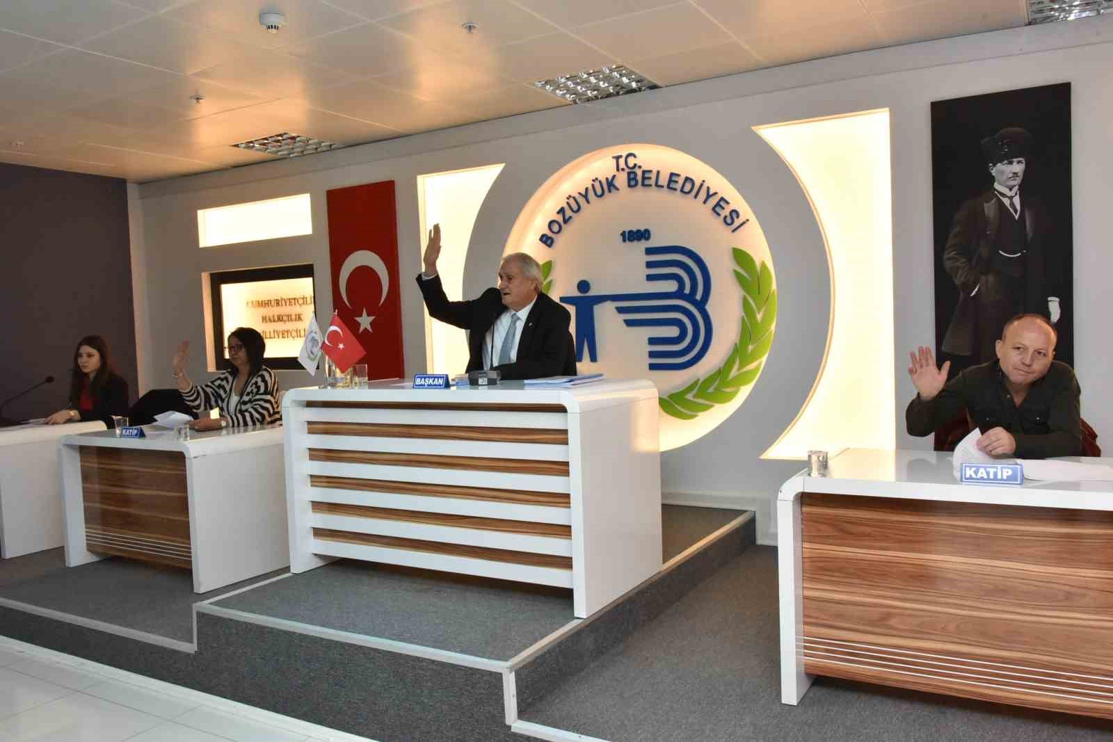 Bozüyük Belediyesi, 2024 yılı bütçesini 900 milyon lira olarak belirledi.