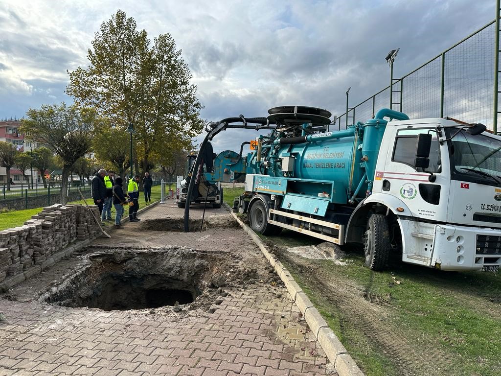 Bozüyük Belediyesi: Kanalizasyon Hattında Atık Şaşkınlığı!