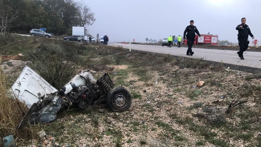 Trafik kazasında 5 kişi yaralandı