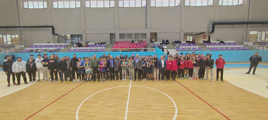 Afyonkarahisar'da Okul Sporları Kross müsabakaları düzenlendi