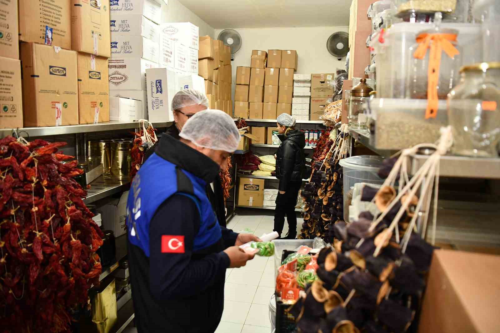 Tepebaşı Belediyesi İşletmeleri Kontrol Ediyor