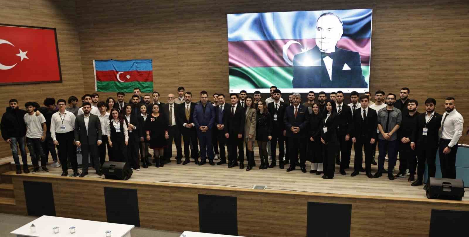 Kütahya'da Haydar Aliyev'i Anma Etkinliği Düzenlendi