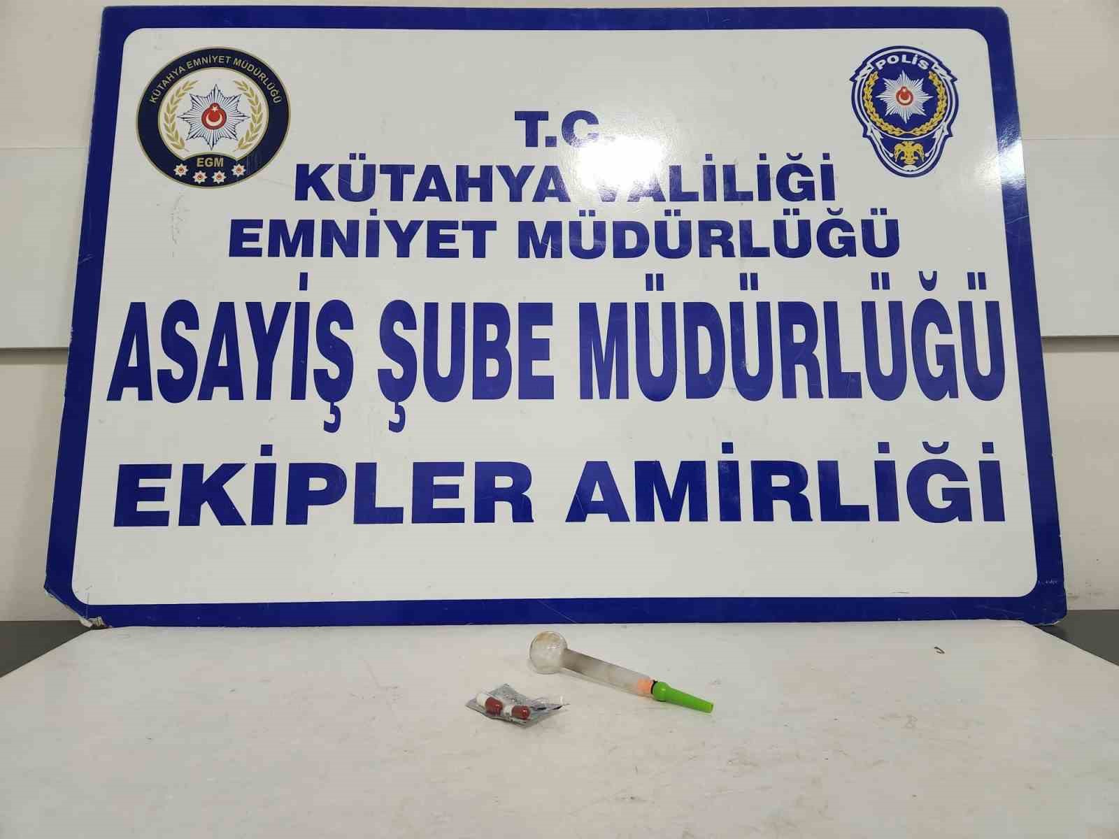 Kütahya polisi pavyon bölgesinde denetim yaptı