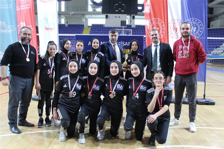 Sülün Ortaokulu Kızlar Voleybol Şampiyonu!