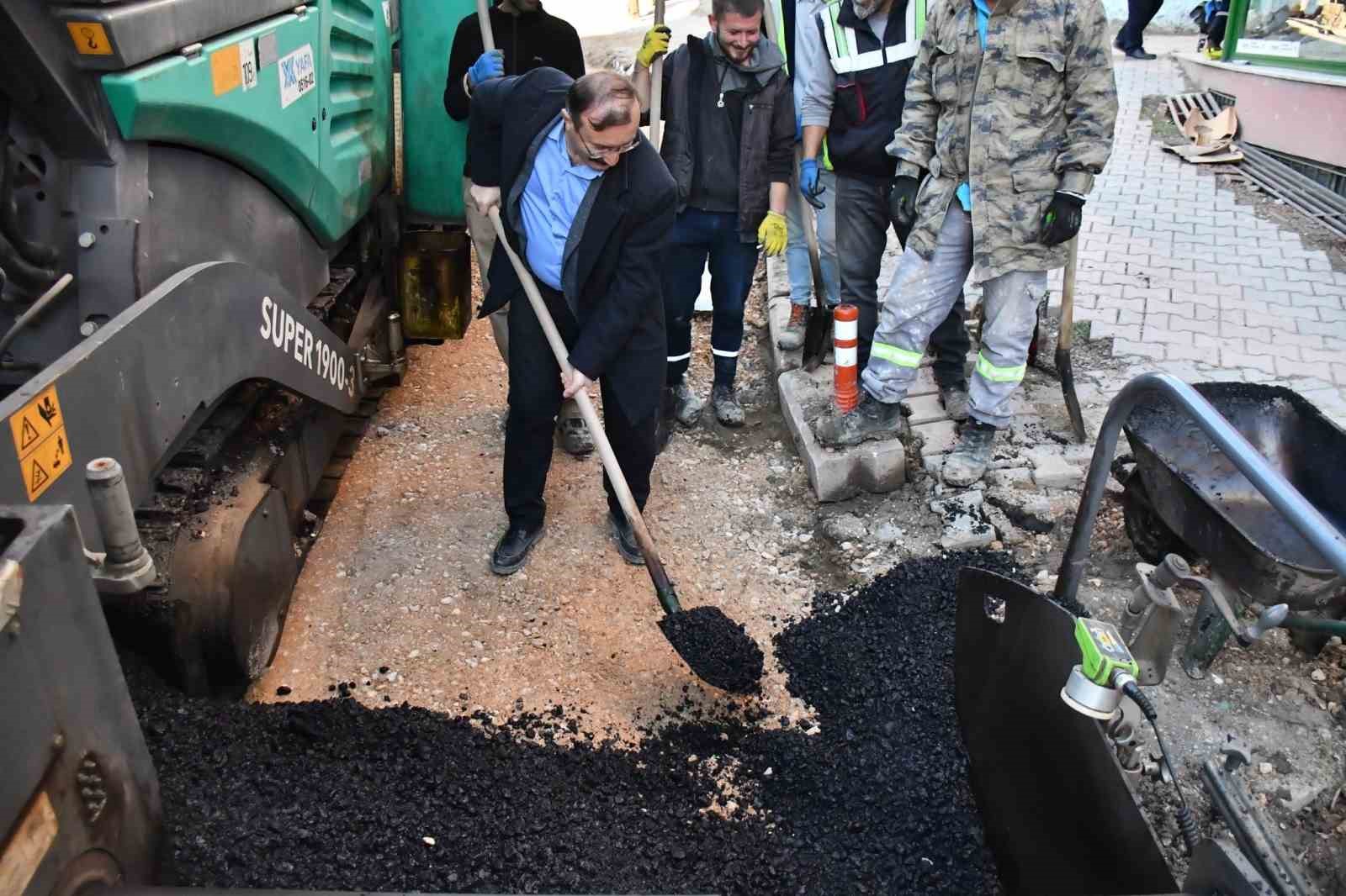 Emet Belediye Başkanı 108 Günde Alt Yapı Çalışmalarını Tamamladı