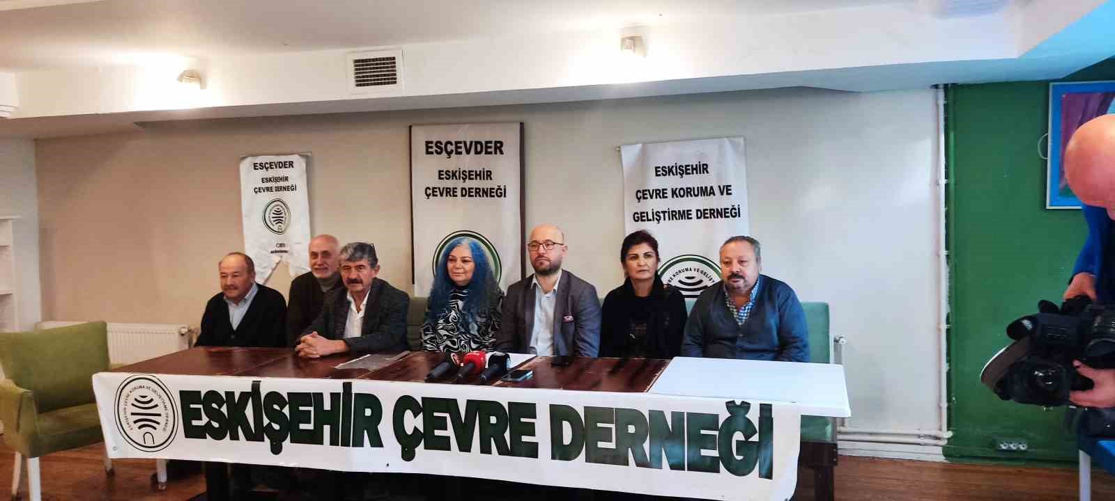 Eskişehir'de Siyanürlü Altın Madeni Tehlikesi!