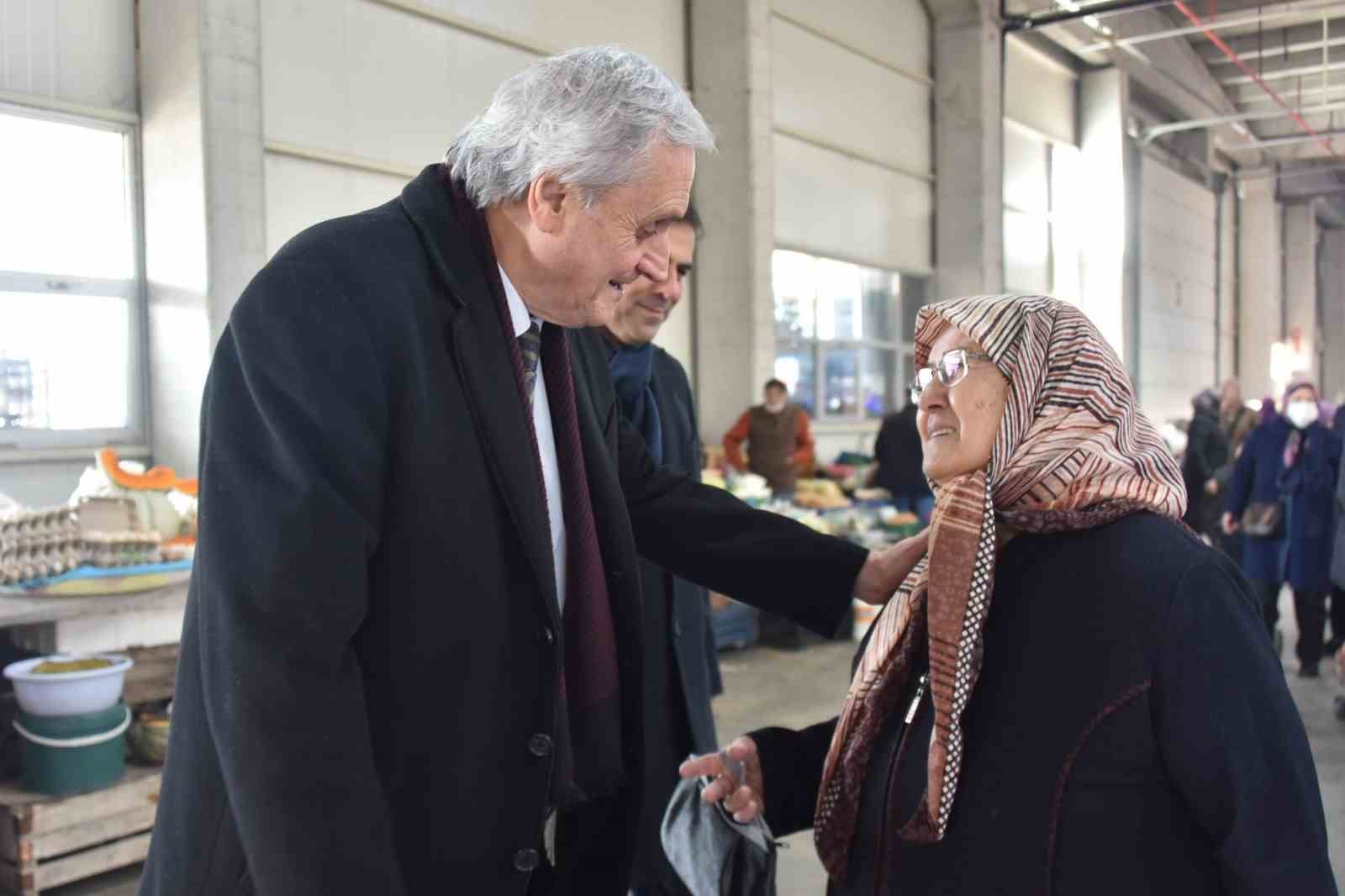 Bozüyük Belediye Başkanı, Pazar Esnafını Ziyaret Etti