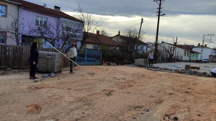 Pazaryeri Belediyesi, Kış Öncesi Sokak Onarımına Devam Ediyor