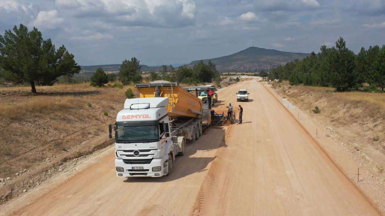 Emet-Tavşanlı yolunun yapımı tamamlandı.