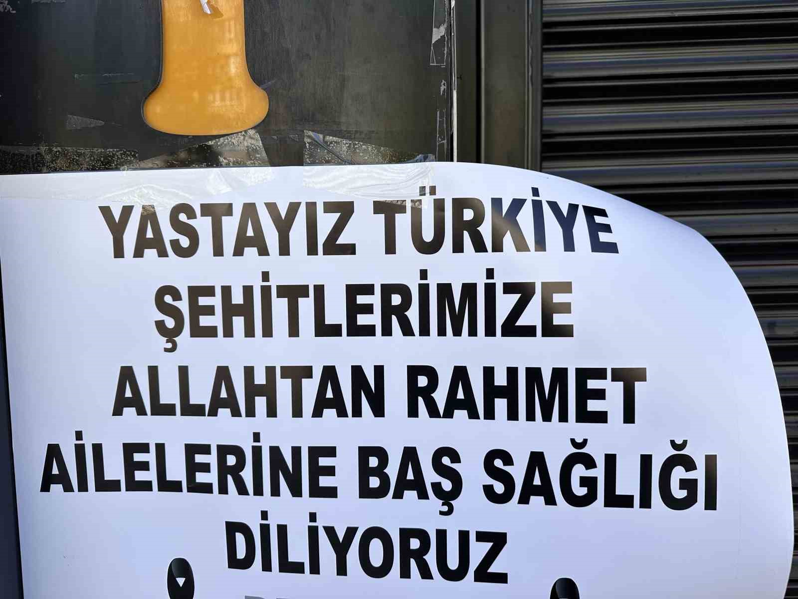 Eskişehir'de eğlence mekanı şehitler için işletmesini kapatıyor.