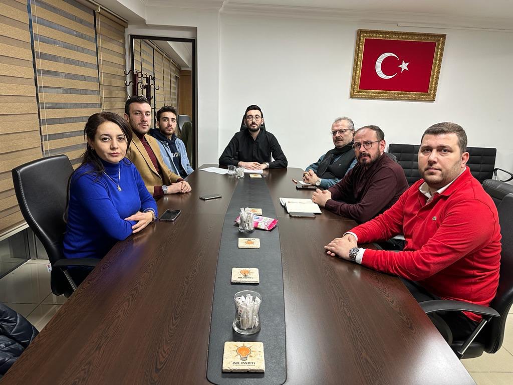 AK Parti, Afyonkarahisar'da seçim stratejisi için önemli bir toplantı düzenledi.