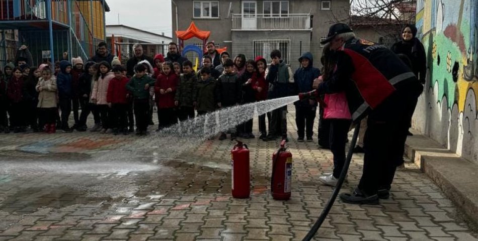 Çözüm Akademi Yangın Tatbikatında Güvenliğe Önem Verildi