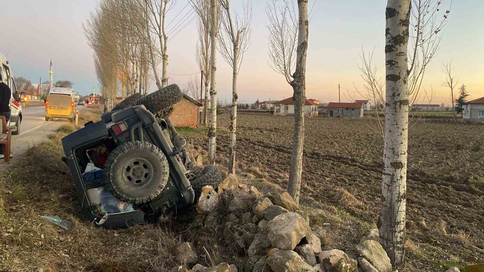 Afyonkarahisar'da trafik kazası: 4 yaralı