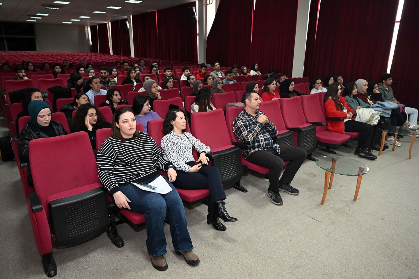 Afyon Kocatepe Üniversitesi, Küresel Isınmanın Biyolojik Çeşitlilik Üzerindeki Etkilerini Ele Aldı