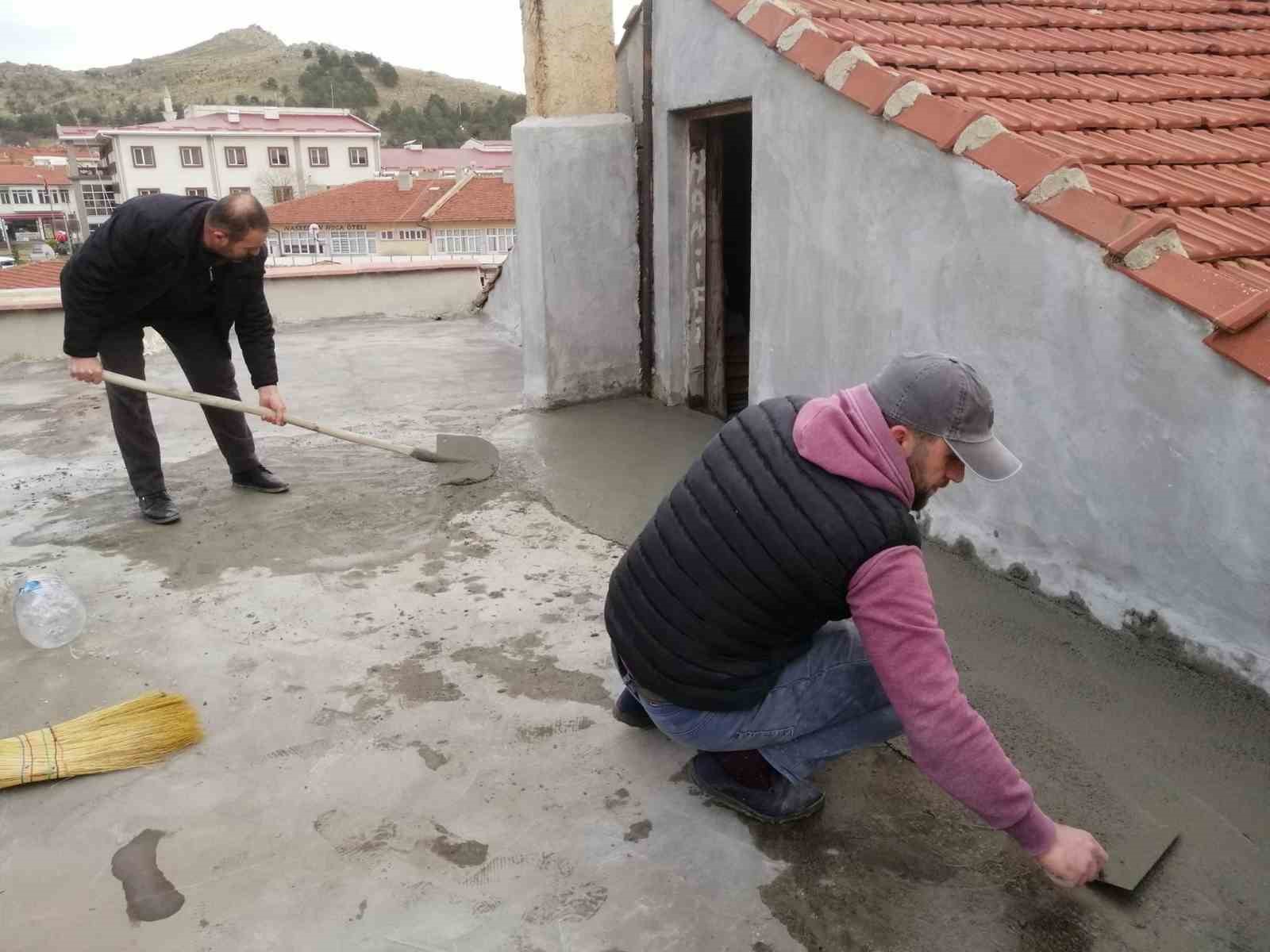 İmamların Girişimiyle Gençlik Merkezi Yenilendi!