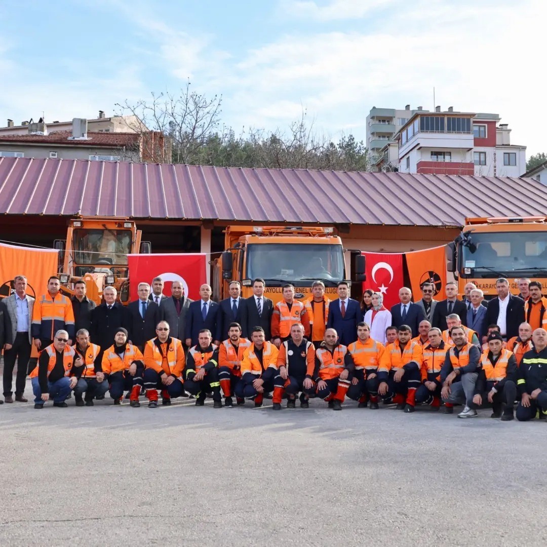 Yoğun kar yağışına karşı mücadele tamamlandı.