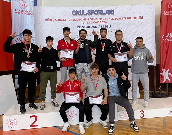 Afyonkarahisar TOHM'lu sporcular Zonguldak'ta büyük başarı elde etti