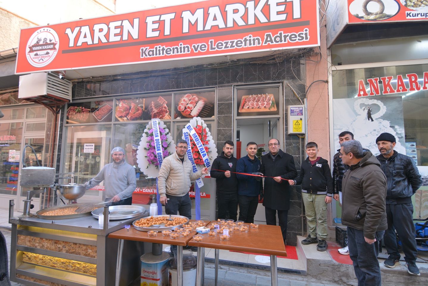 Sandıklı'da İki Yeni İş Yeri Açıldı