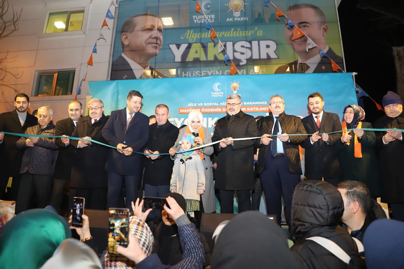 Afyonkarahisar'da Parti Teşkilatının Güçlü Yürüdüğü Açılış Etkinliği