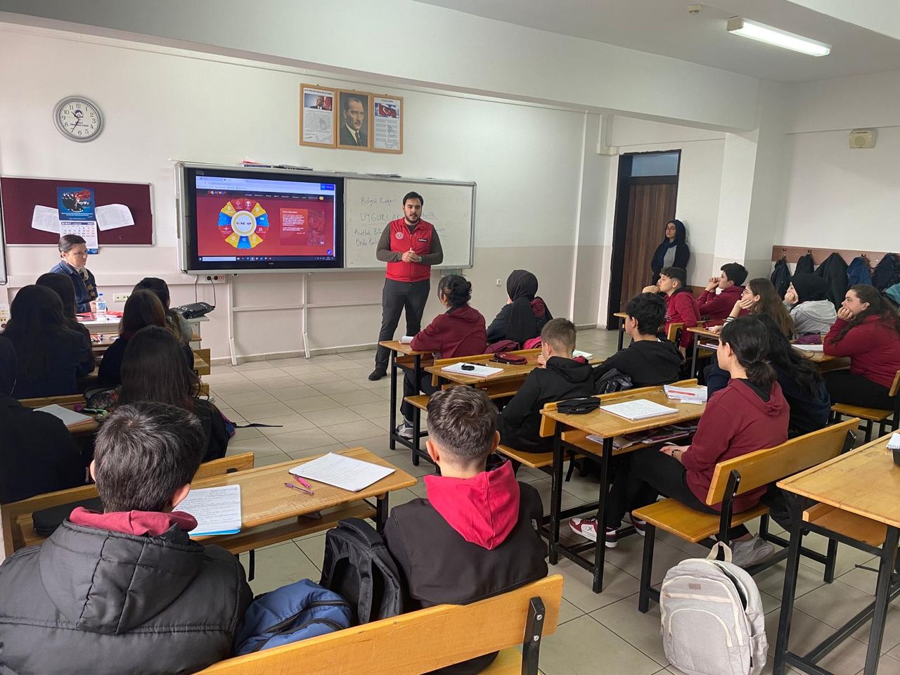 Afyon'da Gençler İçin Teknoloji Eğitim Fırsatları