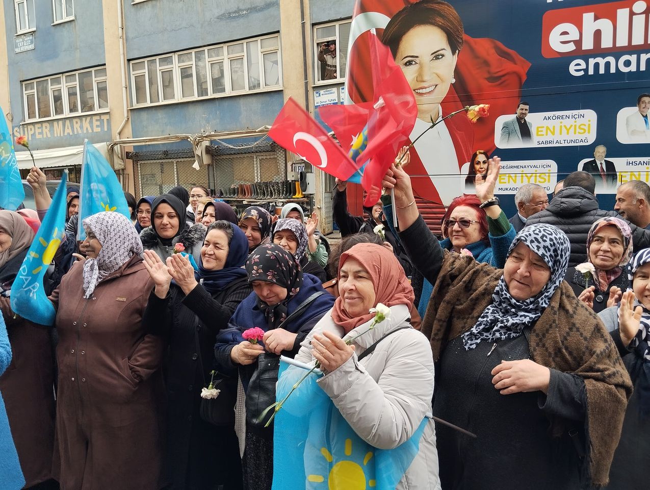 İYİ Parti, Afyonkarahisar'da Halkla Buluştu