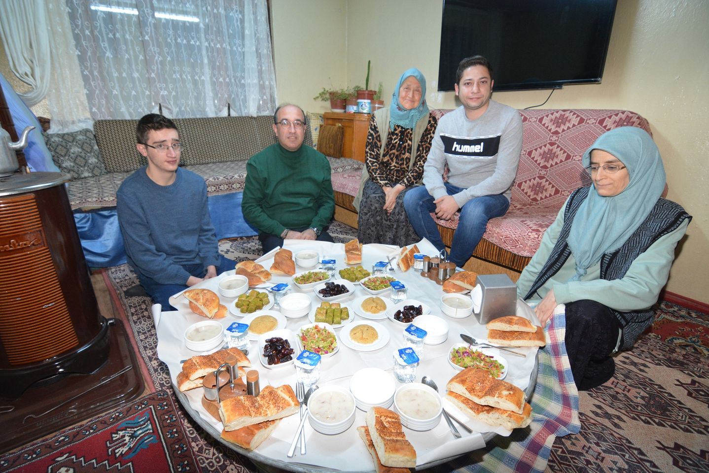 Sandıklı'da Geleneksel Mahalle İftarları!