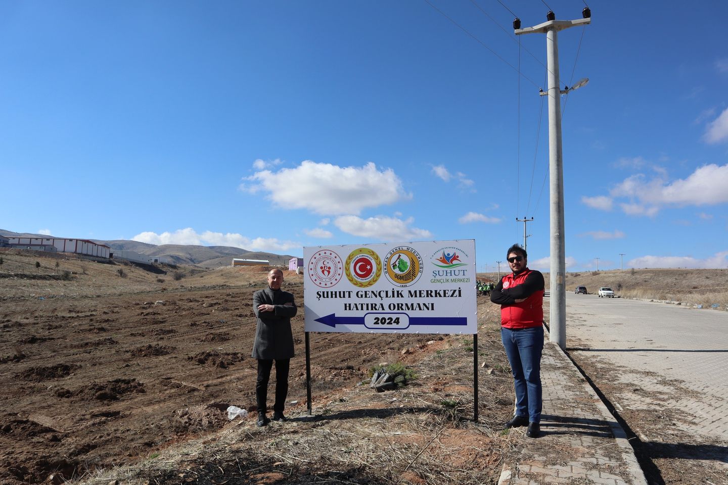 Şuhut'ta Gençler Fidan Dikti, Hatıra Ormanı Oluşturuldu