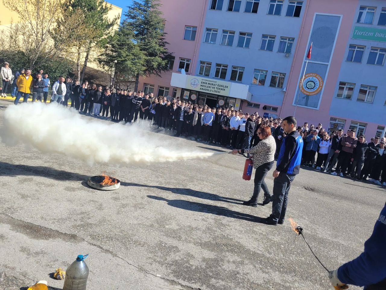 Afyonkarahisar'da Okulda Afet Farkındalığı Eğitimi