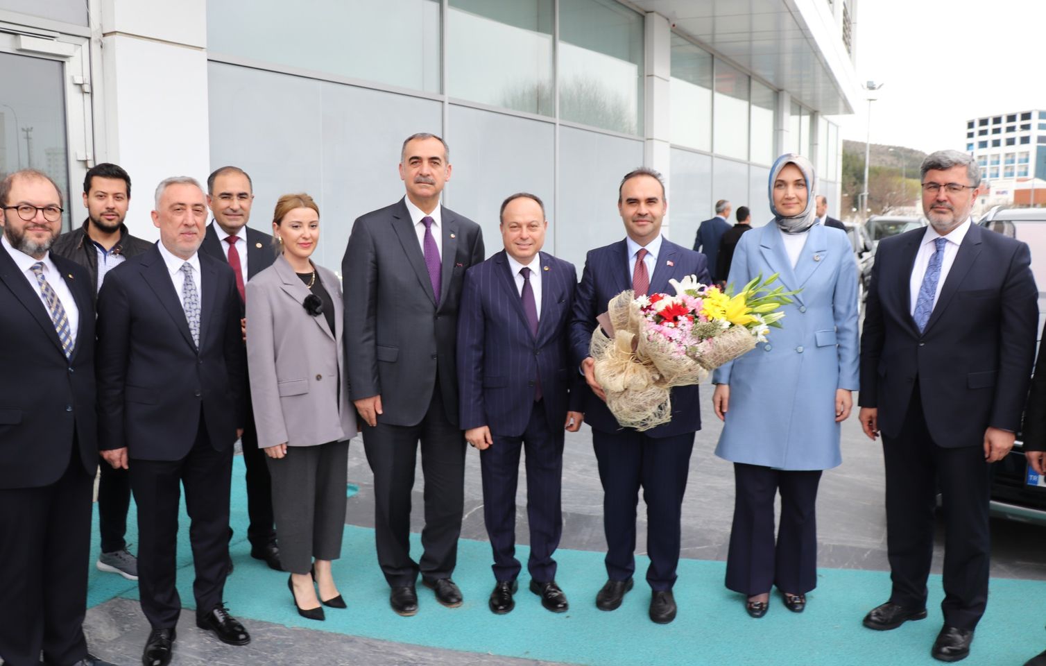 Afyonkarahisar'da Sanayi ve Teknoloji Bakanı, İş İnsanlarıyla Özel Bir Toplantı Gerçekleştirdi