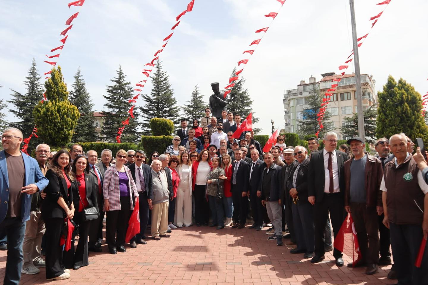 23 Nisan Ulusal Egemenlik ve Çocuk Bayramı Afyonkarahisar'da Coşkuyla Kutlandı