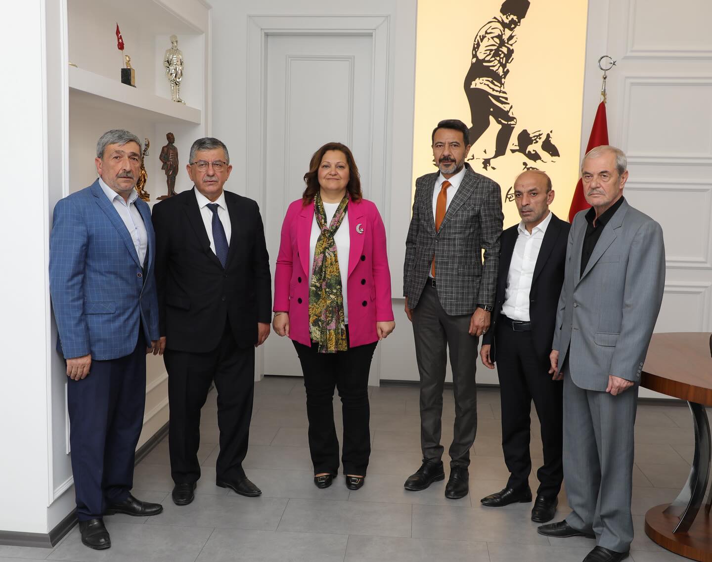 Afyonkarahisar Belediye Başkanı Burcu Köksal, Esnaf ve Sanatkarlarla Buluştu