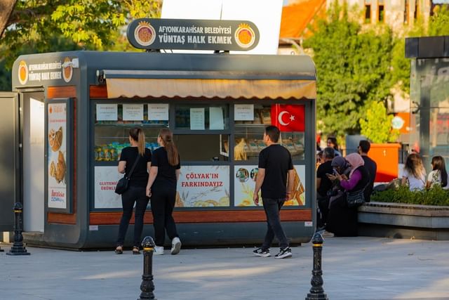 Afyonkarahisar Belediye Başkanı, Çölyak Hastaları İçin Glütensiz Büfe Açtı