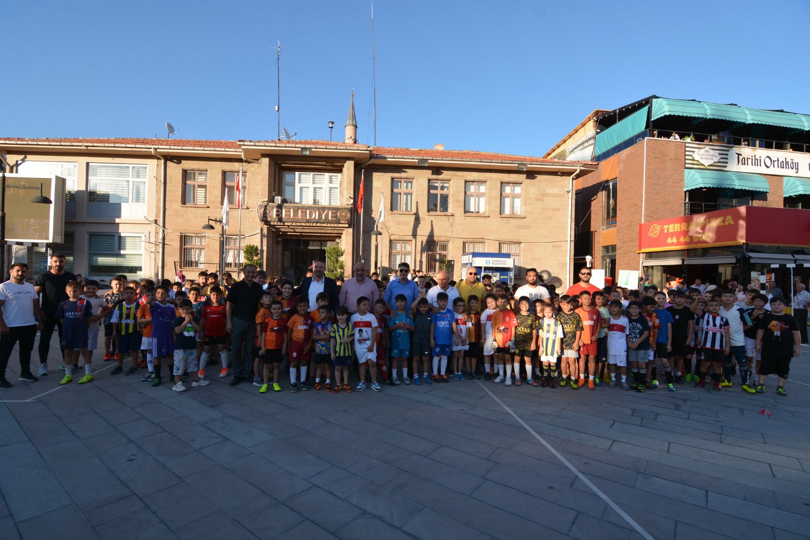 Sokak Futbol Turnuvası Sandıklı'da Başladı