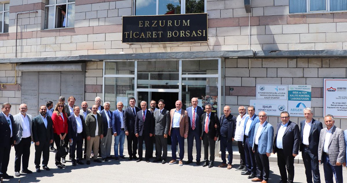 OSBÜK Üyesi Hüsnü Serteser, Erzurum Ticaret Borsası'nı ziyaret etti