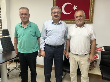 AK Parti Afyonkarahisar İl Başkanlığı'nda Halk Günü Toplantısı Düzenlendi